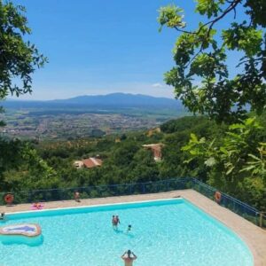 Camping Barco Reale zwembad met uitzicht