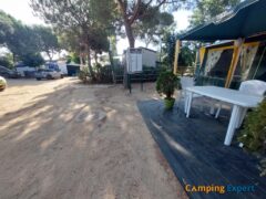 Bungalowzelt des Anbieters Roan auf dem Camping Cala Gogo