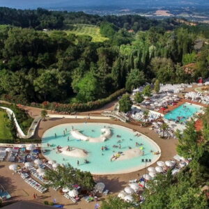 Camping Norcenni Girasole Club zwembaden uitzicht