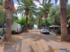 Kampeerplek Premium Deluxe Camping Playa Montroig