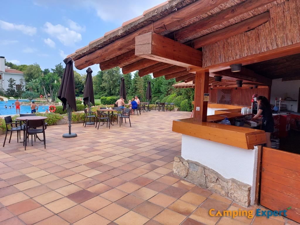 Garden Pool Bar op Camping Playa Montroig