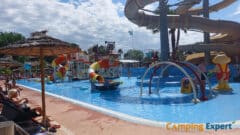 Slides and water playground Camping Les Sablons