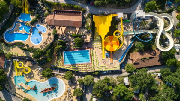 Camping Domaine Le Pommier waterpark