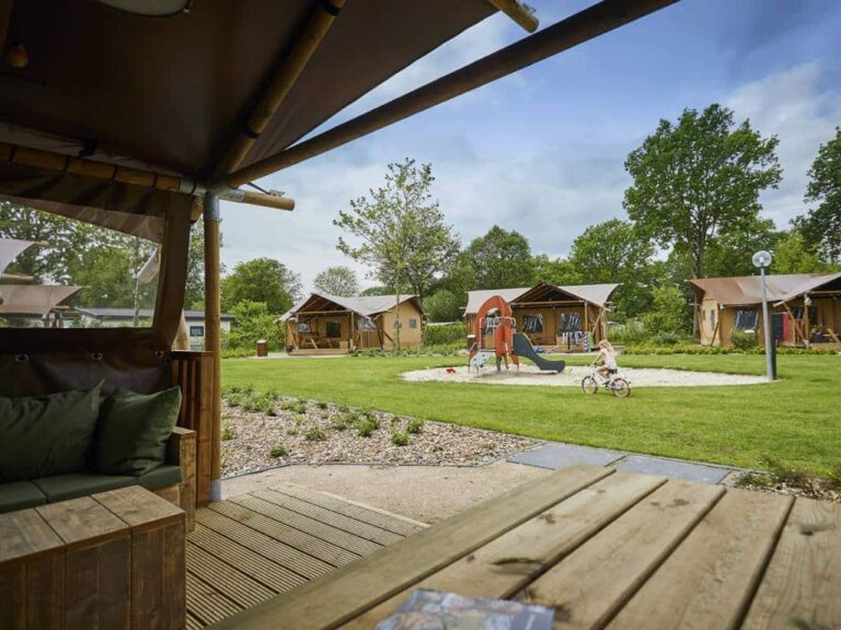Camping TerSpegelt loungelodge
