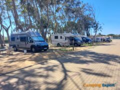 Camping Costa do Vizir kampeerplek pitch elektriciteit - Veld A