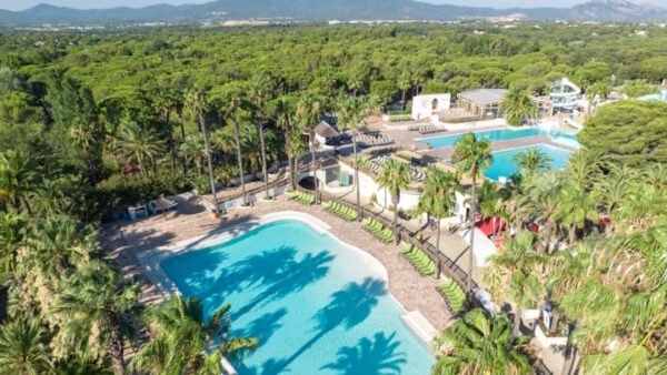 Camping La Baume-La Palmeraie zwembaden