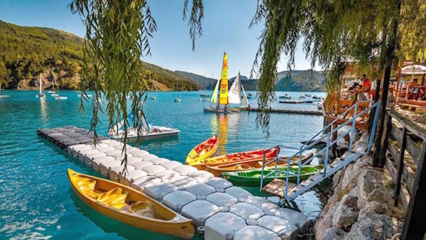 Camping Terra Verdon - camping aan meer met watersporten